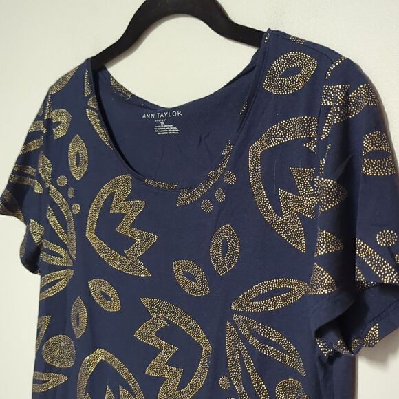 Ann Taylor Factory Blue Scoop Neck Short Sleeve Shirt - Picture 2 of 4